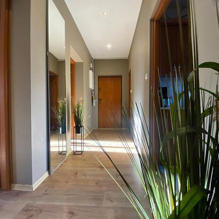 4 Pokoje - 86 M2 - 300 M Od Rynku Wroclaw Dış mekan fotoğraf